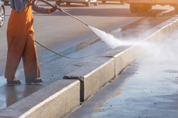 Commercial Concrete Cleaning in Sheboygan