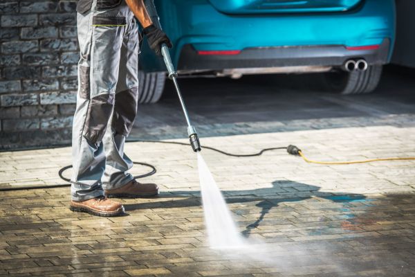 Driveway Pressure Washing in Sheboygan