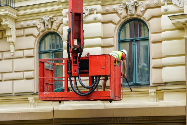 Building Pressure Washing in Sheboygan
